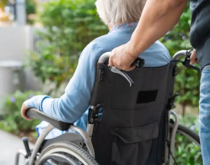 Caregiver Duties and Responsibilities: What Families in Sugar Land & Houston Should Know